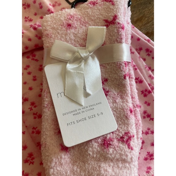 Mina & Moon Womens 3pc Pajama Set Pink Floral Shirt Shorts Fuzzy Socks Large - Picture 3 of 3